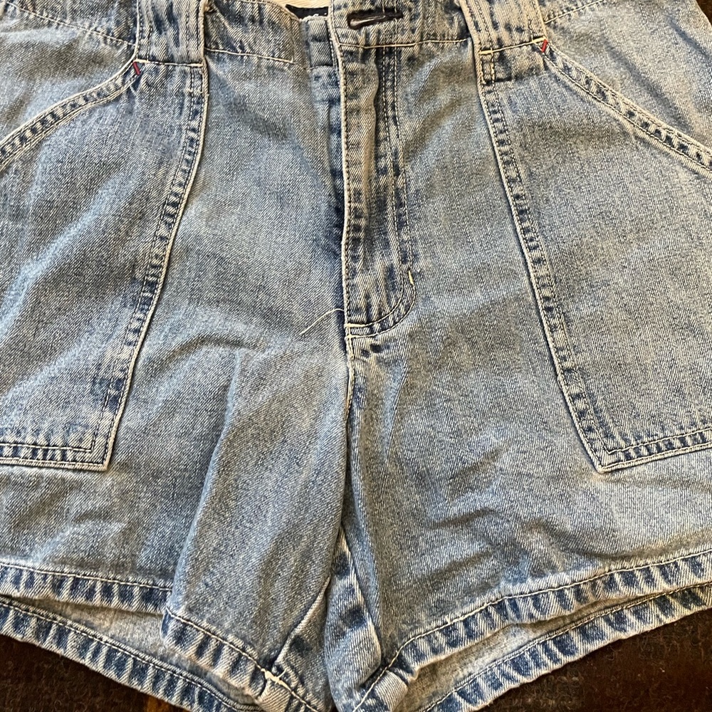 Gap Jean shorts size 8 - Picture 2 of 12